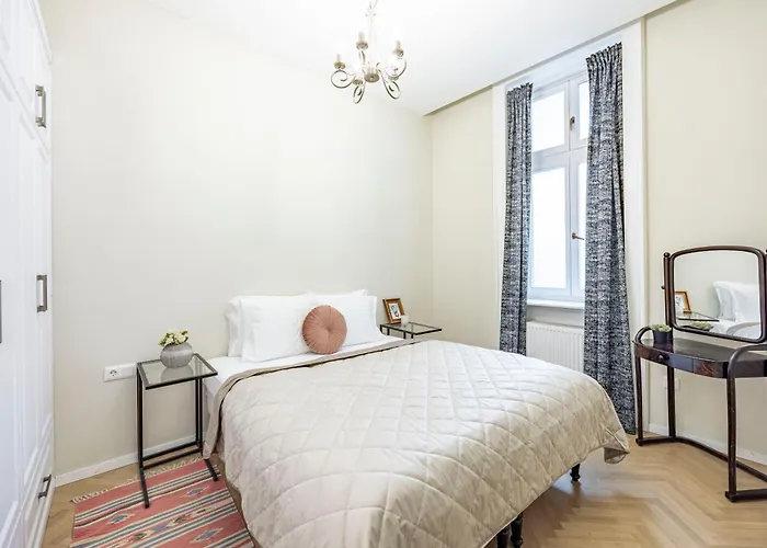 Graceful & Cozy Dream Next To The Opera House Budapesta