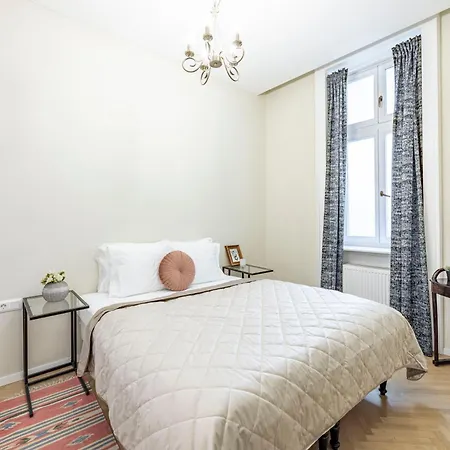 Graceful & Cozy Dream Next To The Opera House Budapest